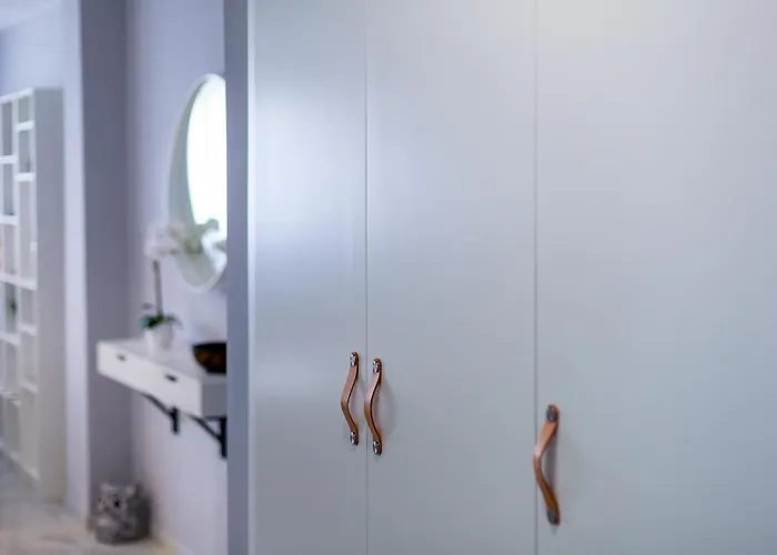 Sherryflat Palacio - Parking